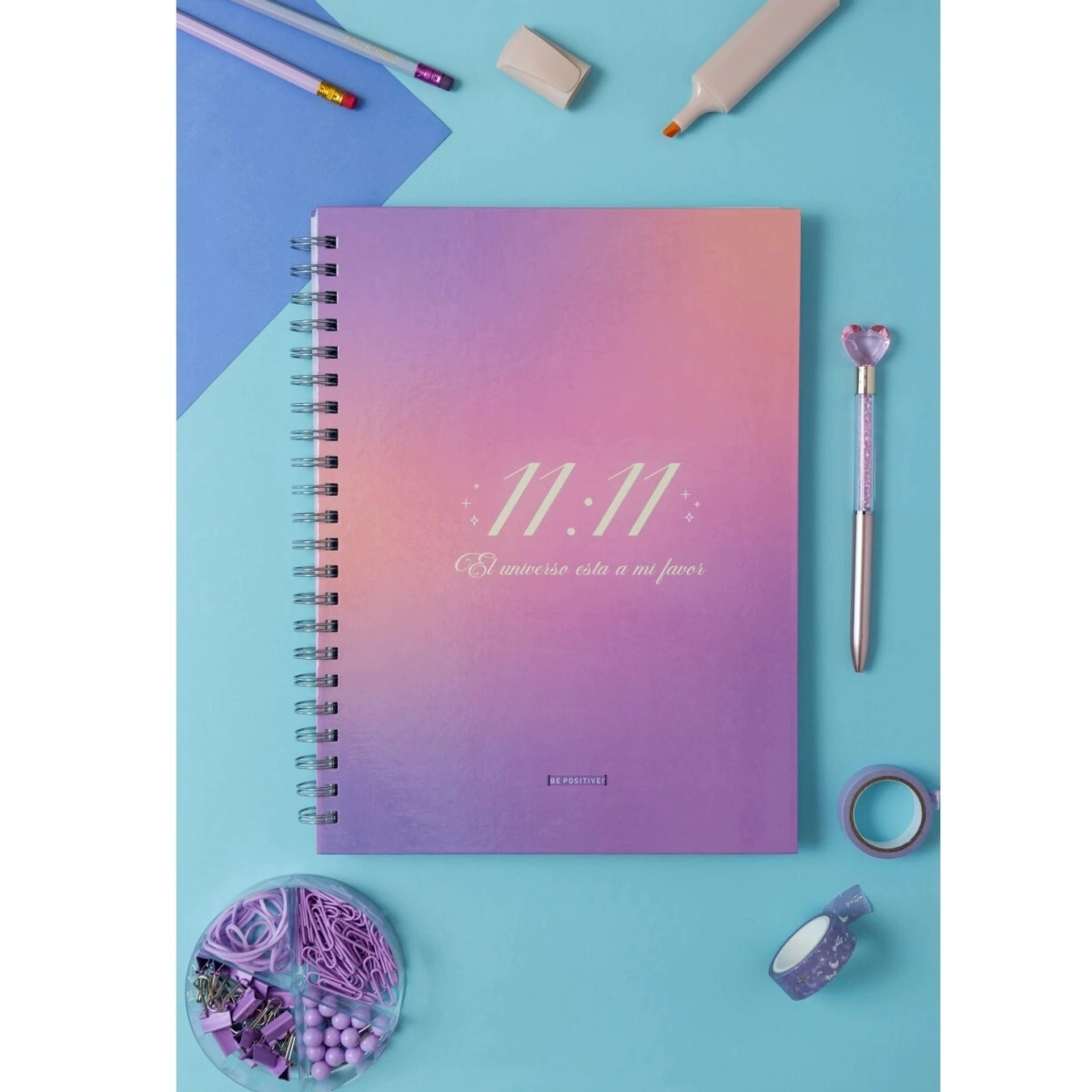 Cuaderno COLECC. A4. tapa DURA x 100 hj rayadas, cuadric. o lisas UNIVERSO